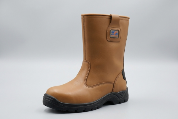 High-cut Leather Boots