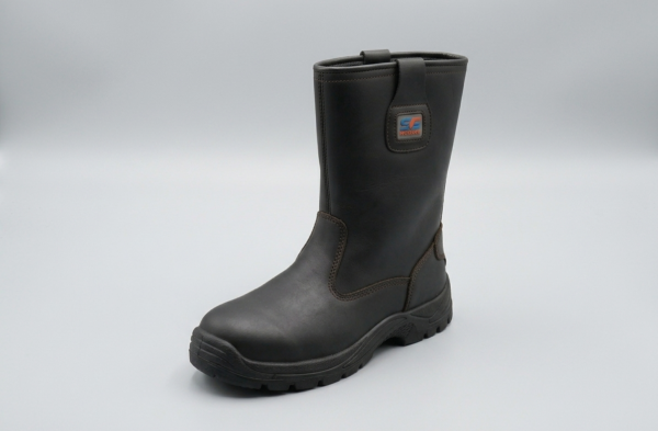 High-cut Leather Boots